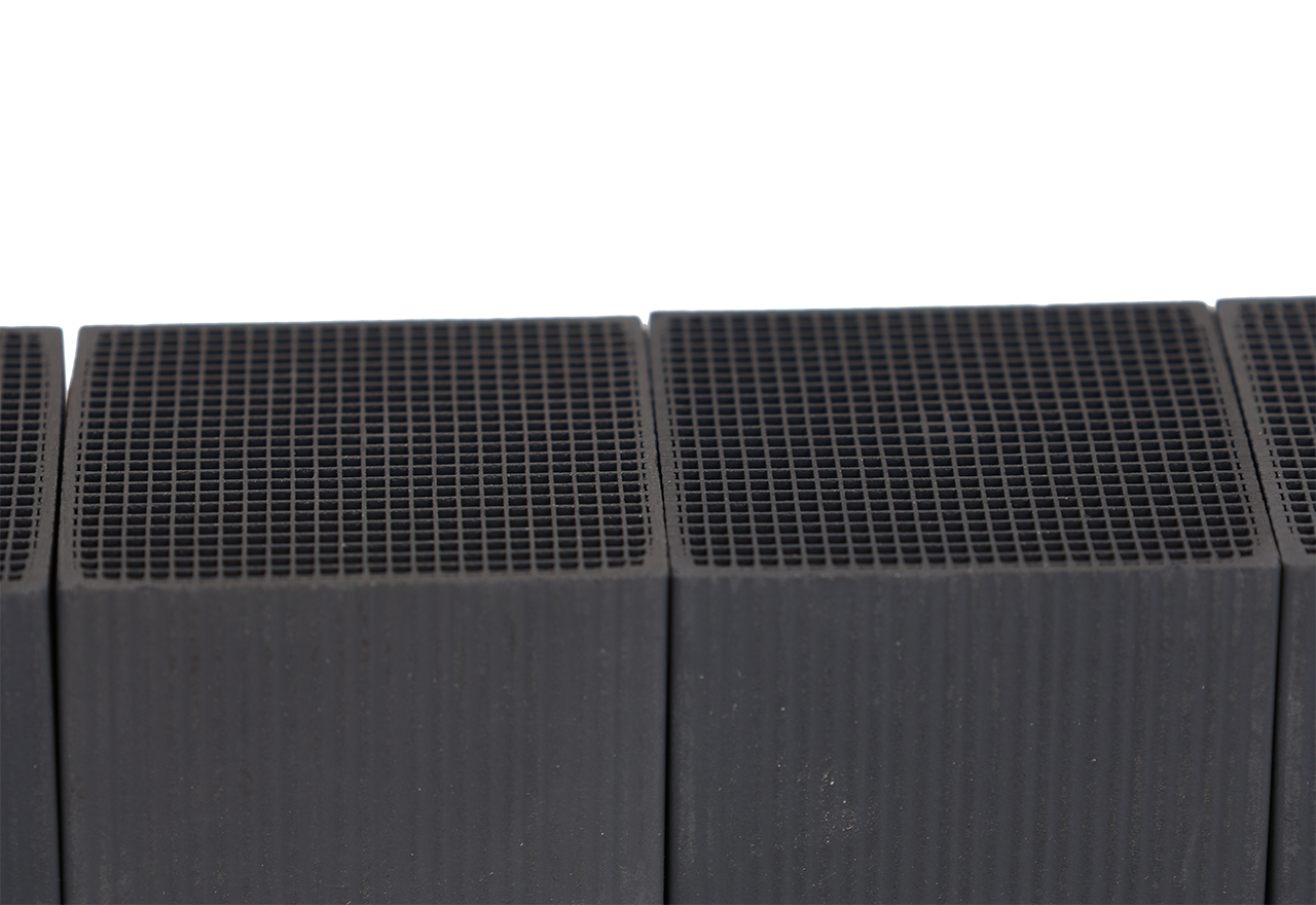 Ceramic recirculation filter set