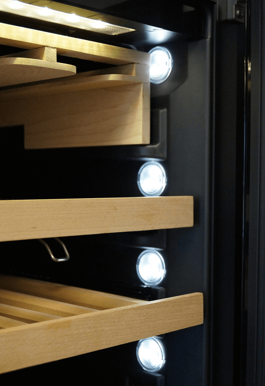 Winemex 145, triple zone