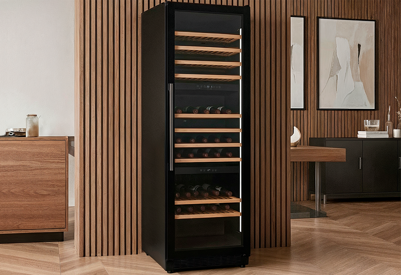 Nordic Winecooler 7130 - triple zone Nordic Winecooler 7130 - triple zone